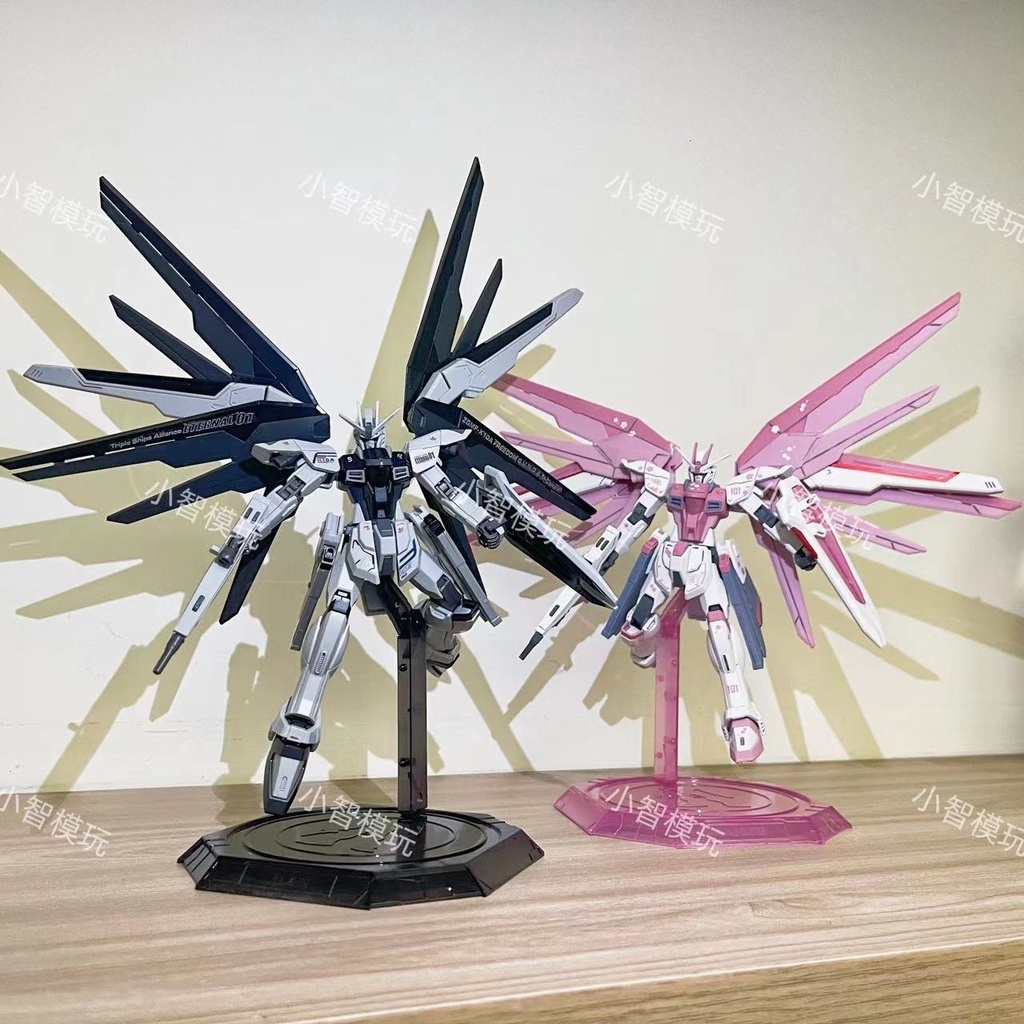 Mô hình lắp ráp HG Freedom Fighter Black Daban (Tặng Base)