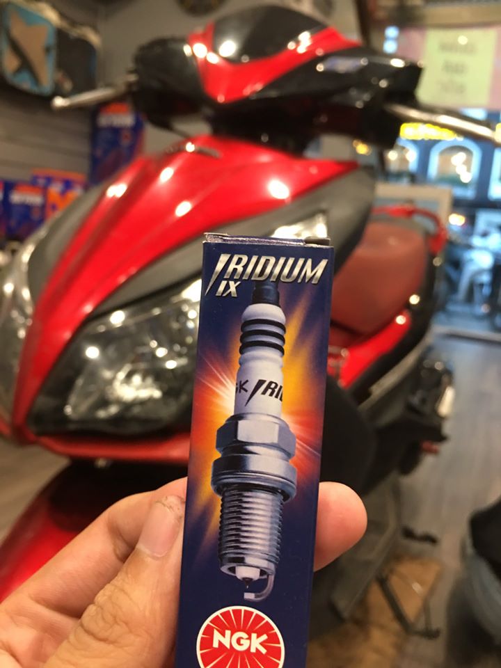 [Motoworld Phân Phối] NGK Bugi CPR9EAIX-9 Iridium IX