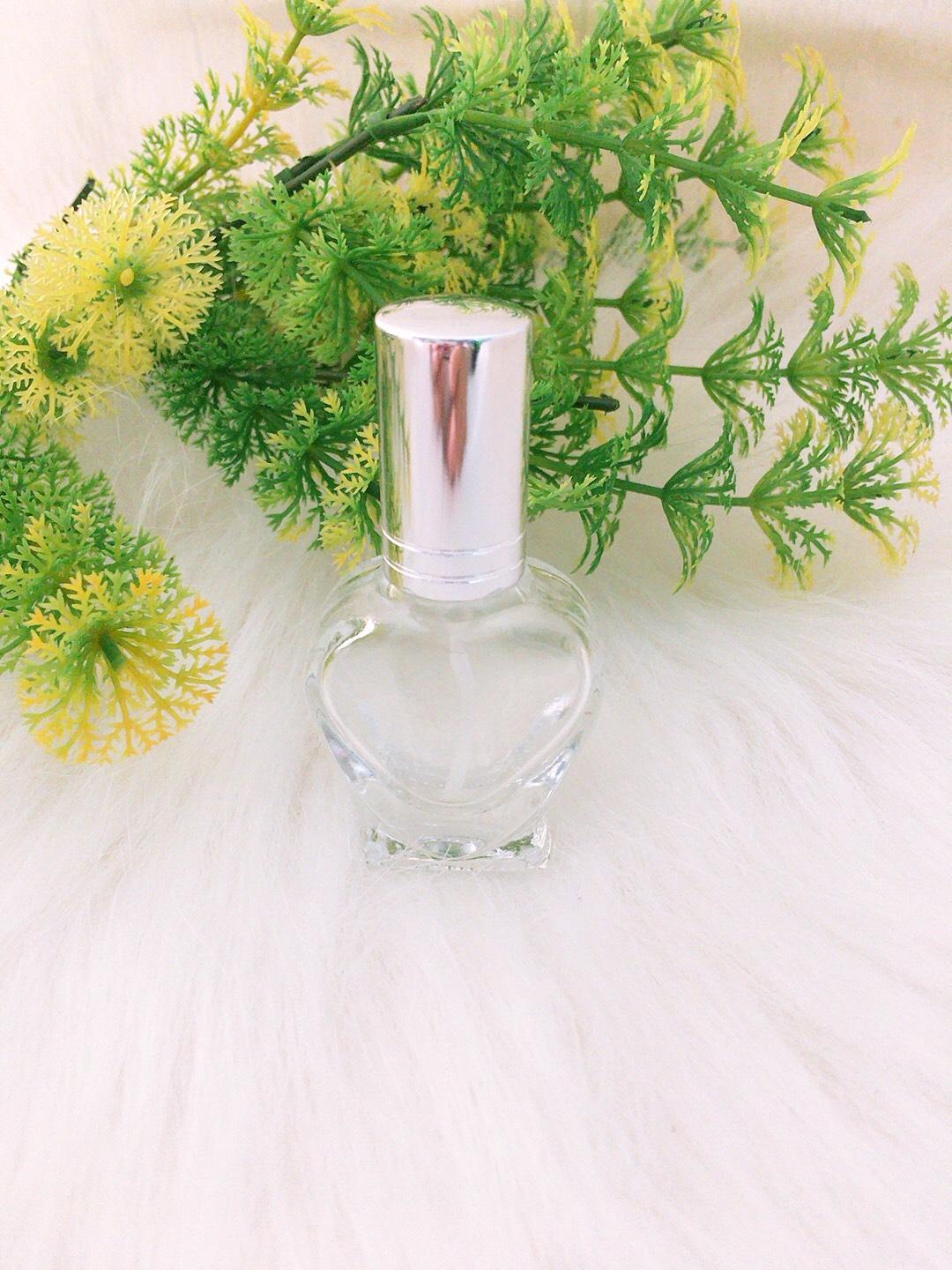 COMBO 30 CHAI CHIẾT - ĐỰNG NƯỚC HOA HÌNH TRÁI TIM 10ML