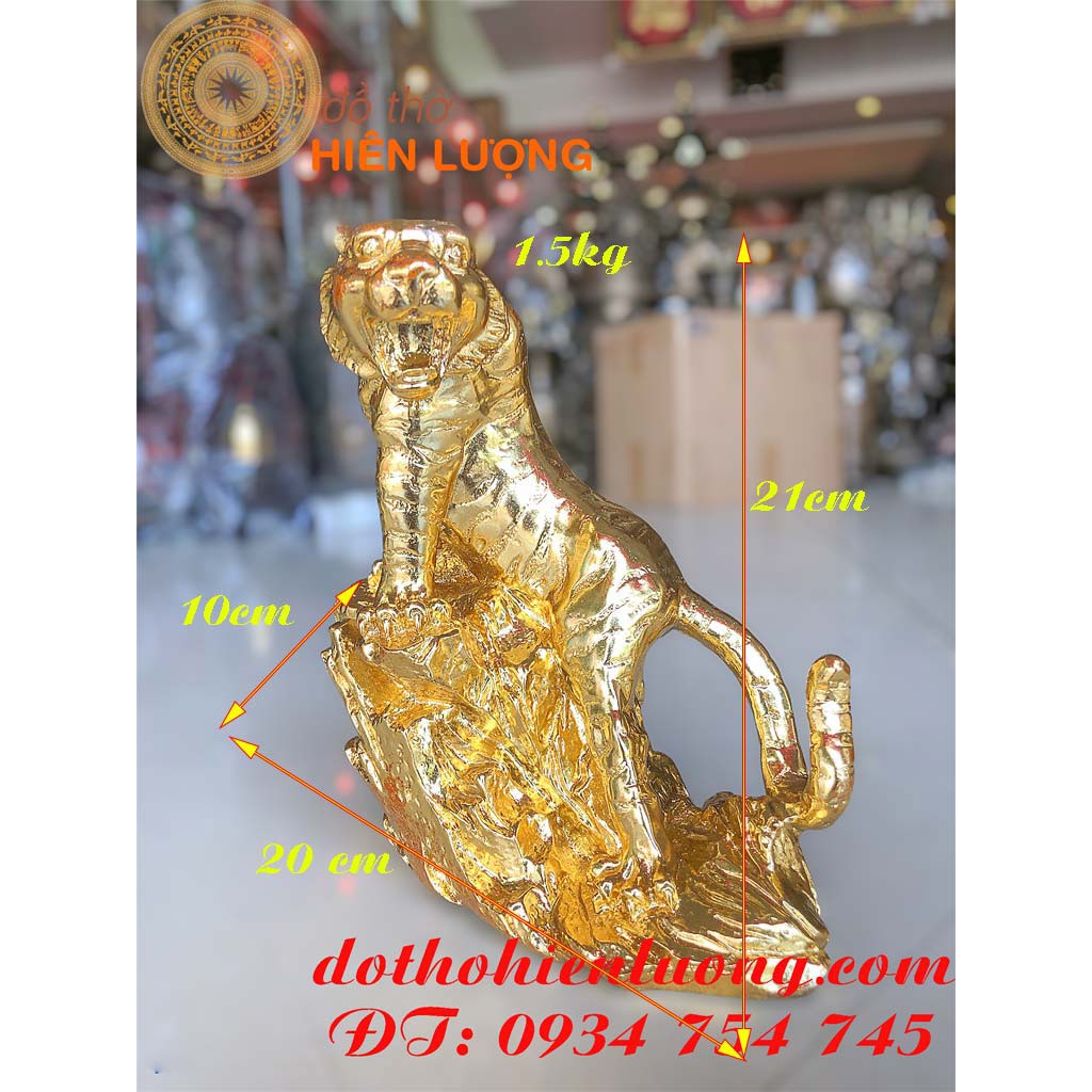 24K gold plated brass tiger figure LxWxH: 20x10x21cm-shows strength and dignity