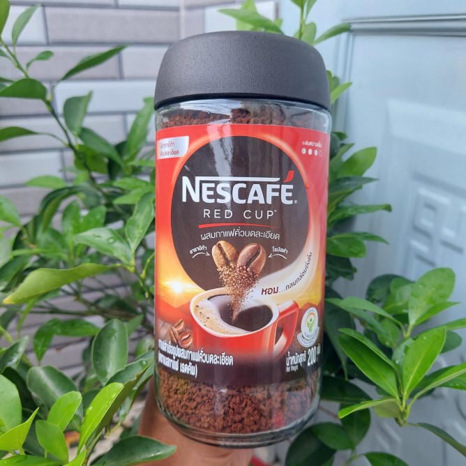 Nescafe Redcup hũ 200g cà phê hòa tan kết hợp cà phê rang xay -DATE mới