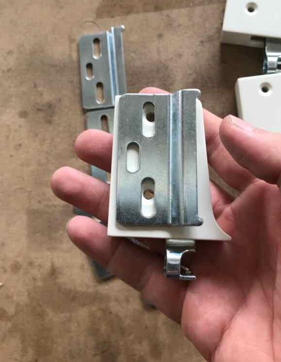 Bas treo tủ bếp , phụ kiện treo tủ bếp , siêu chắc chắn
