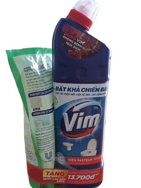 ( MỚI) Chai Tẩy Toilet VIM /GIFT Diệt khuẩn Tặng Túi Lau Sàn Sunlight 550ml- SIÊU SẠCH CỰC NHANH