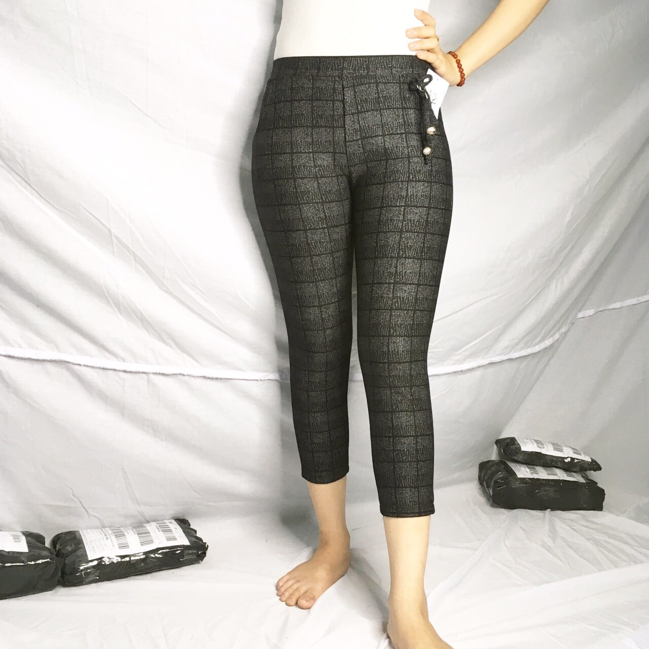 Quần karo lửng lưng thun hàn quốc size 40-65kg