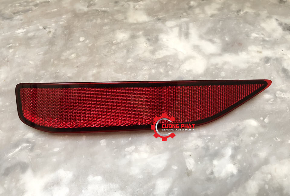 Đèn phản quang sau bên phụ Xpander 2018-2022 8355A092 (Đèn cản sau)