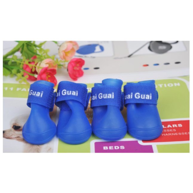 Giày đi mưa cho chó mèo