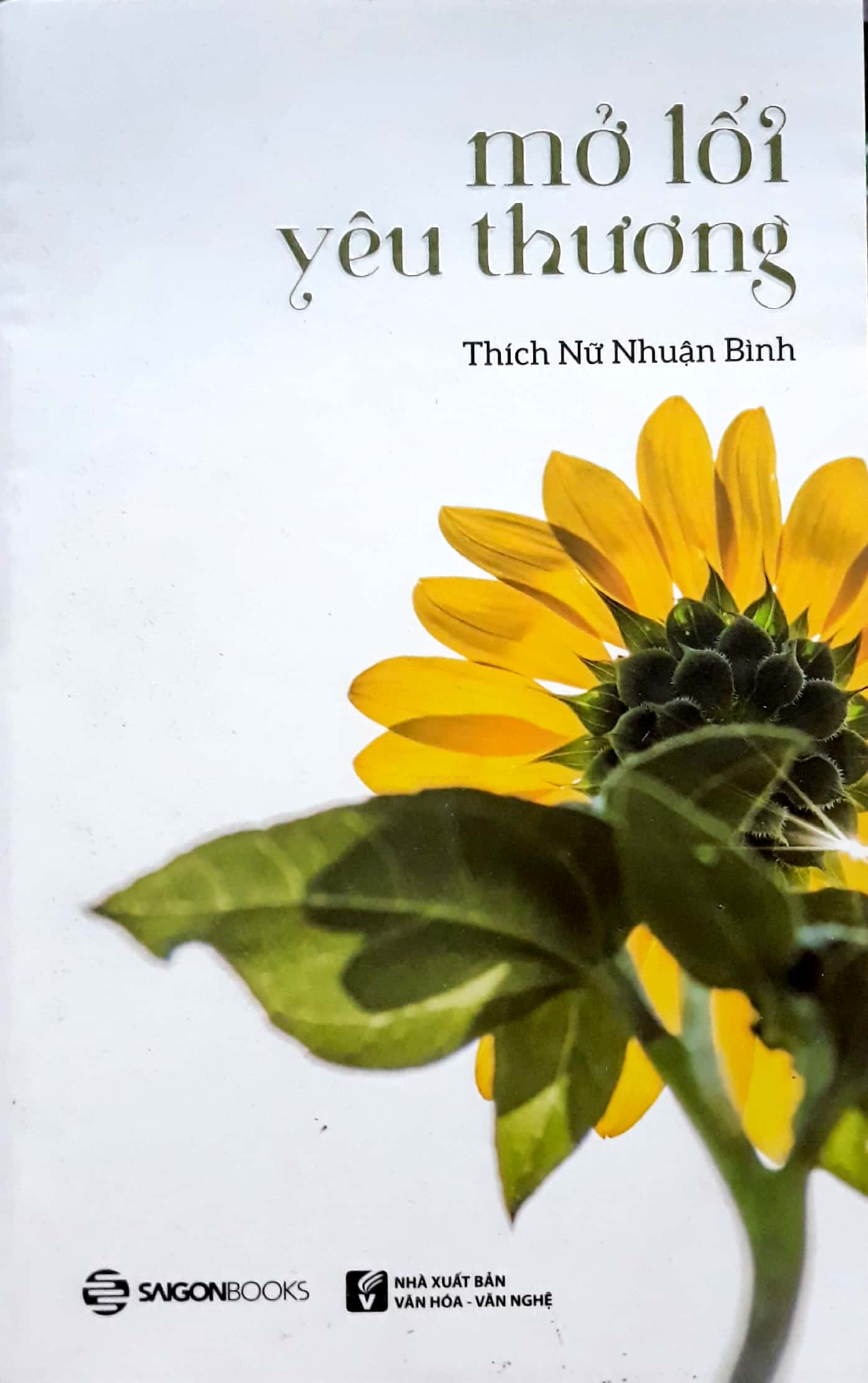 Fahasa - Mở Lối Yêu Thương