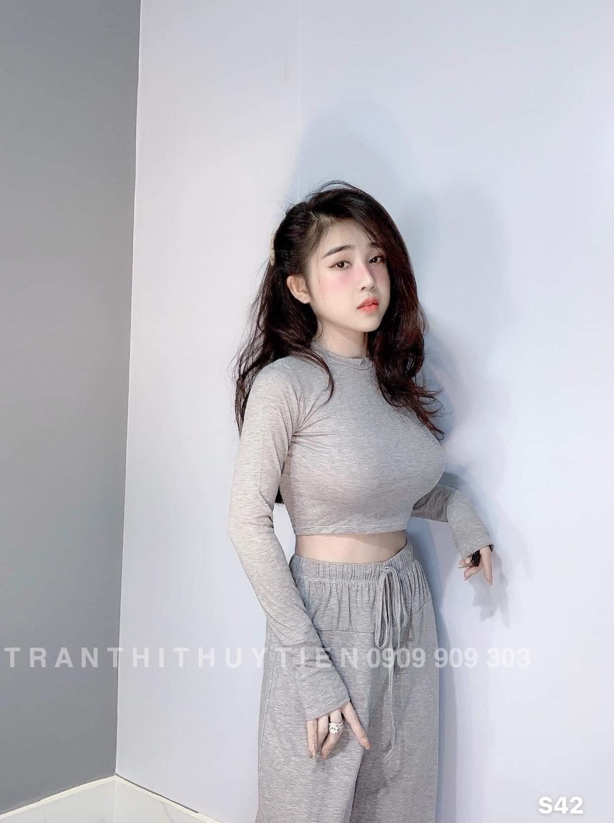 sét áo thun croptop quần ống suông