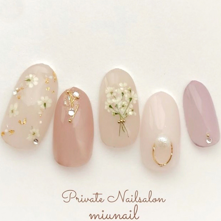 Bàn tay giả silicon tập làm nail