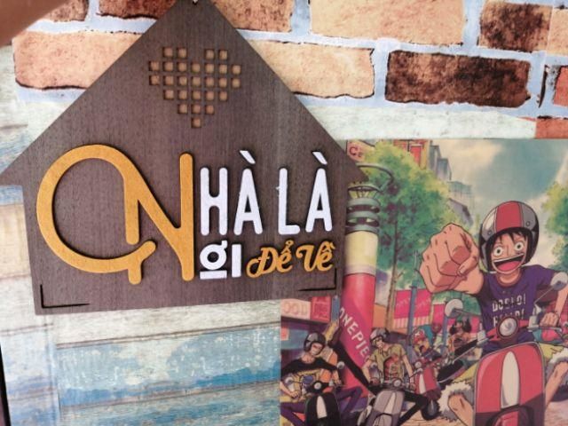 Bảng gỗ trang trí hình ngôi nhà decor