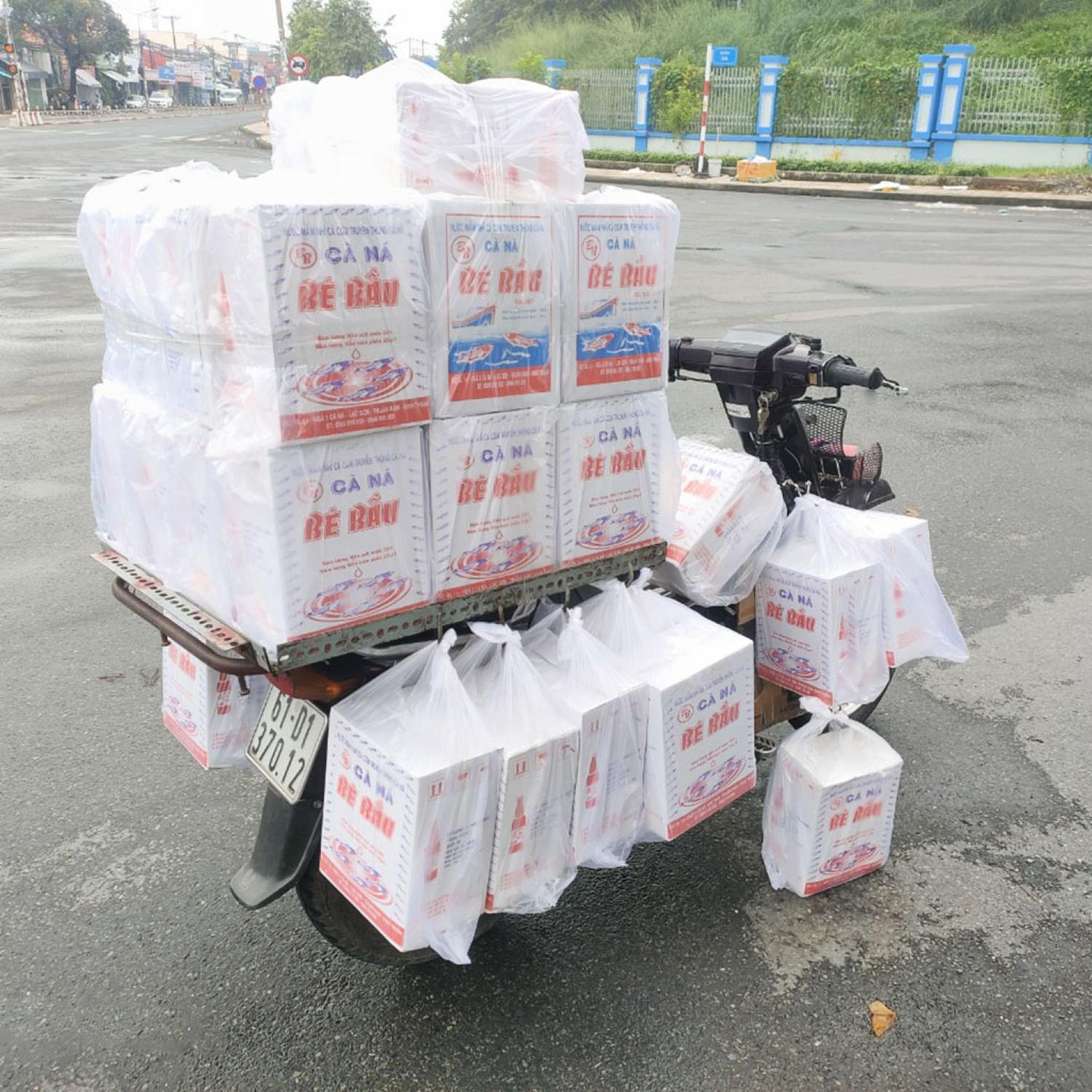 3 chai Nước Mắm Bé Bầu loại Đặt Biệt ngon ƞhất