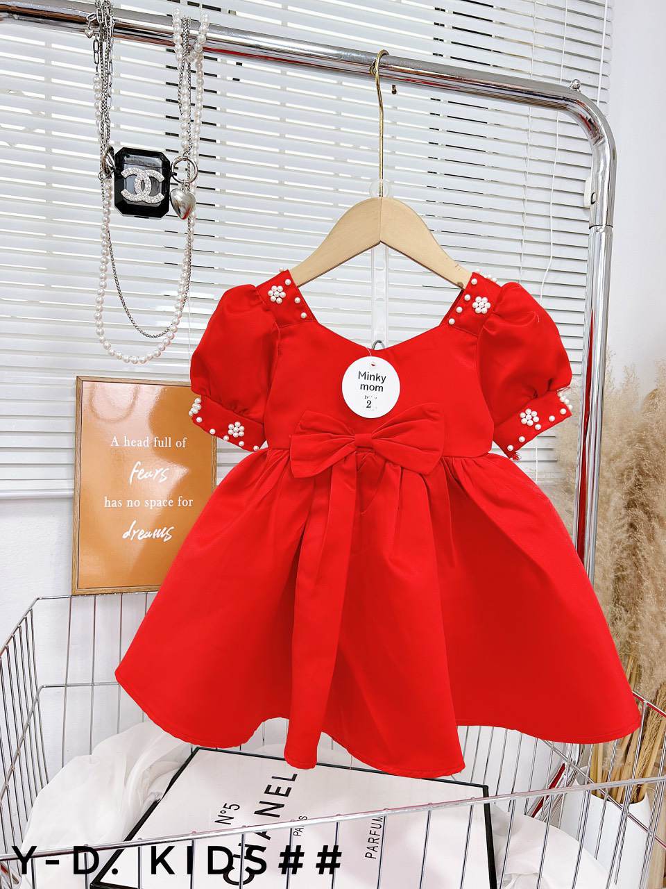 Váy công chúa lụa nơ tay bồng cho gái yêu