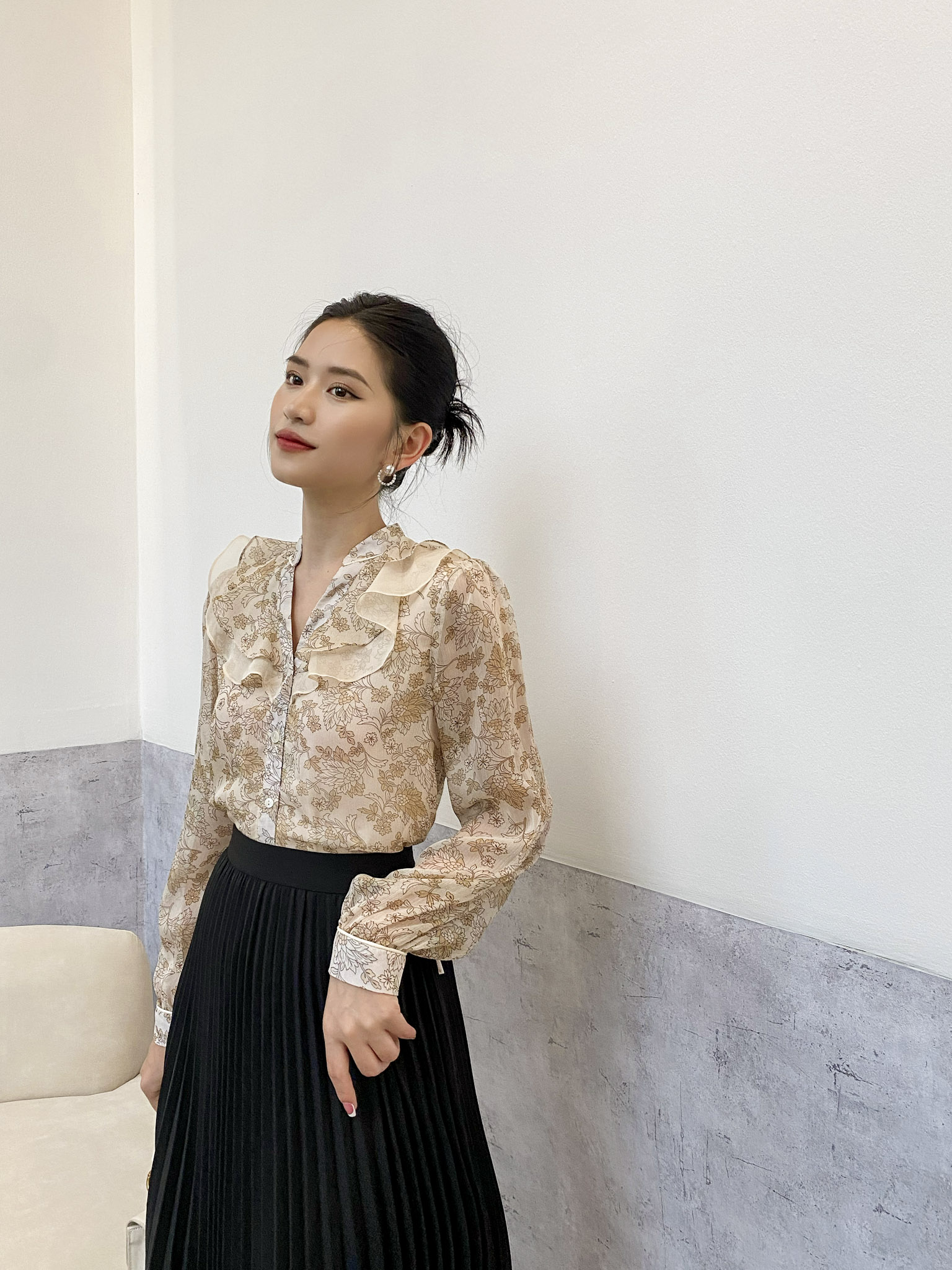 LALYA_CV109_Chân váy dập ly xòe quạt-Đen
