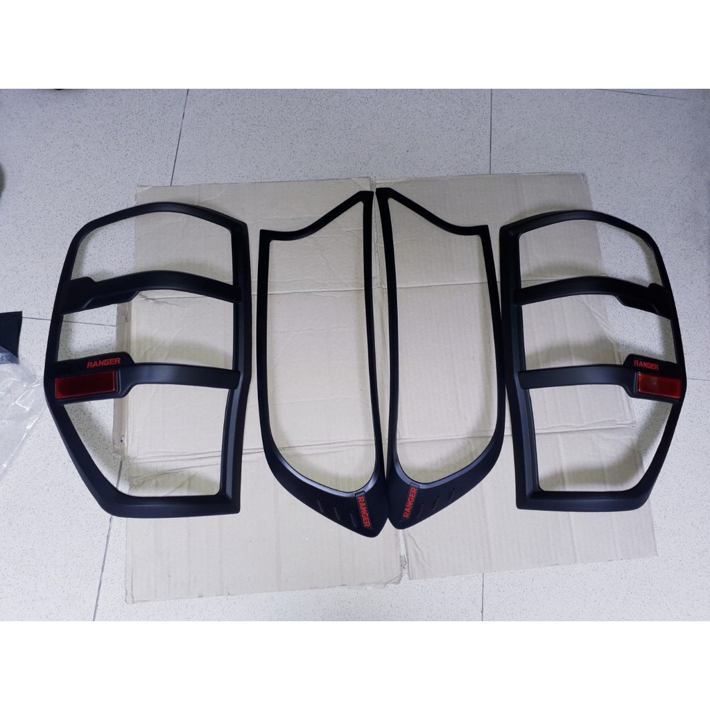 Ốp viền đèn pha, hậu xe ford ranger 2016-2021 nhựa đen