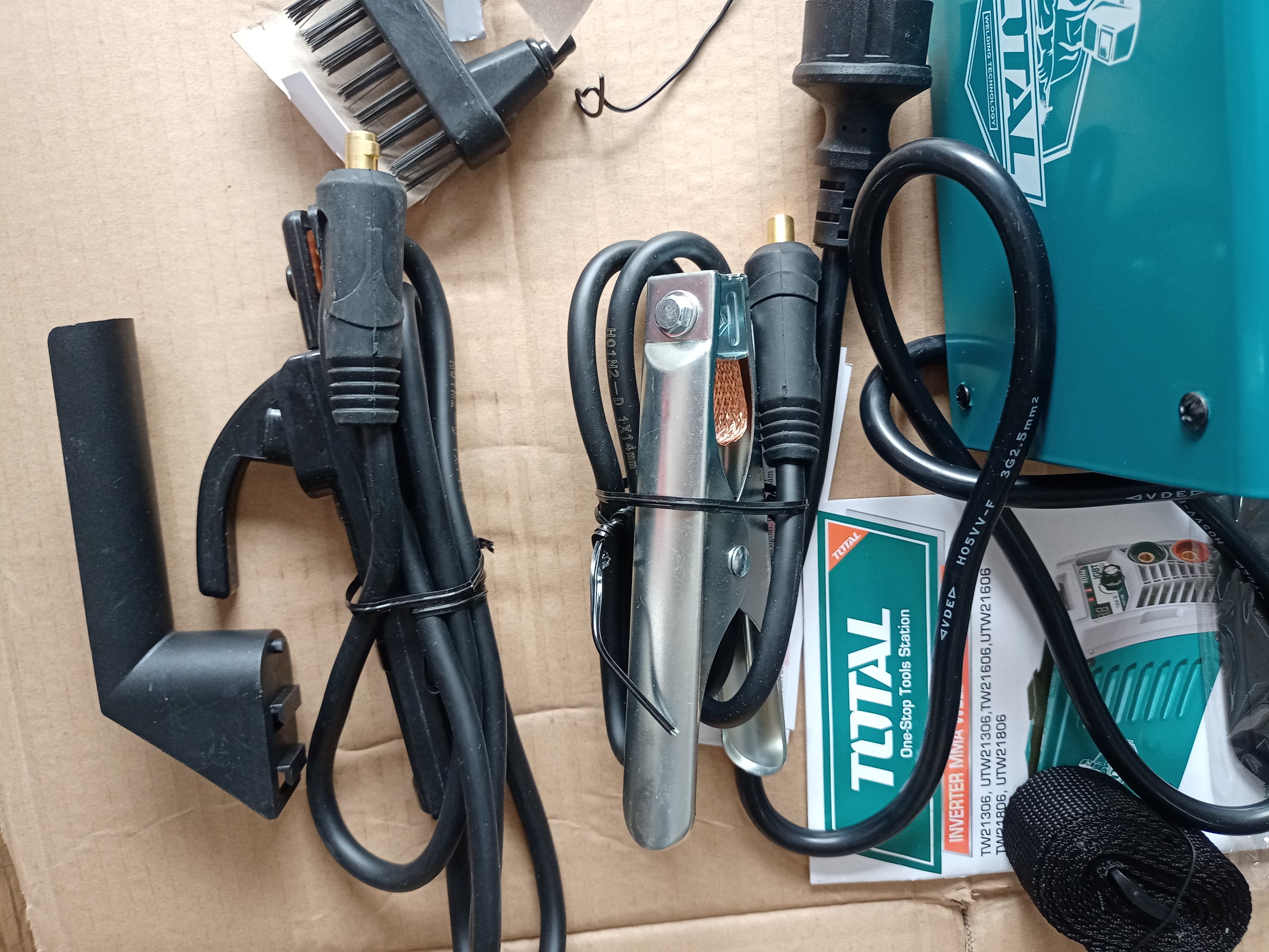 MÁY HÀN ĐIỆN TỬ TOTAL TW21606 - TW21606
