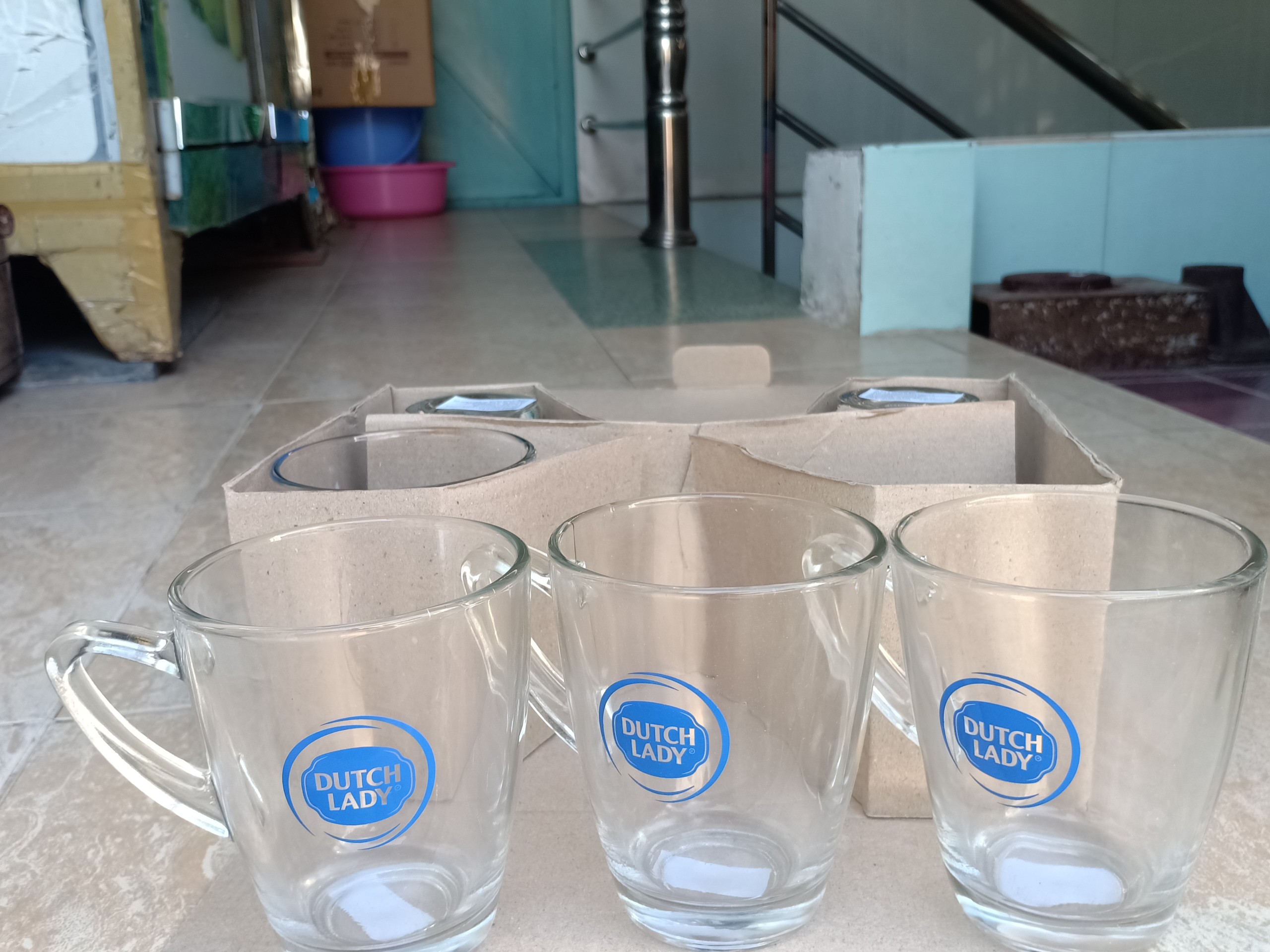 BỘ 6 LY THUỶ TINH CÓ QUAI CẦM 345ml