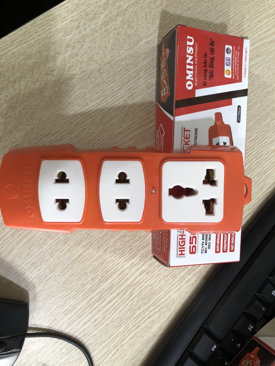 Ổ Cắm Siêu Chịu Tải K6500C