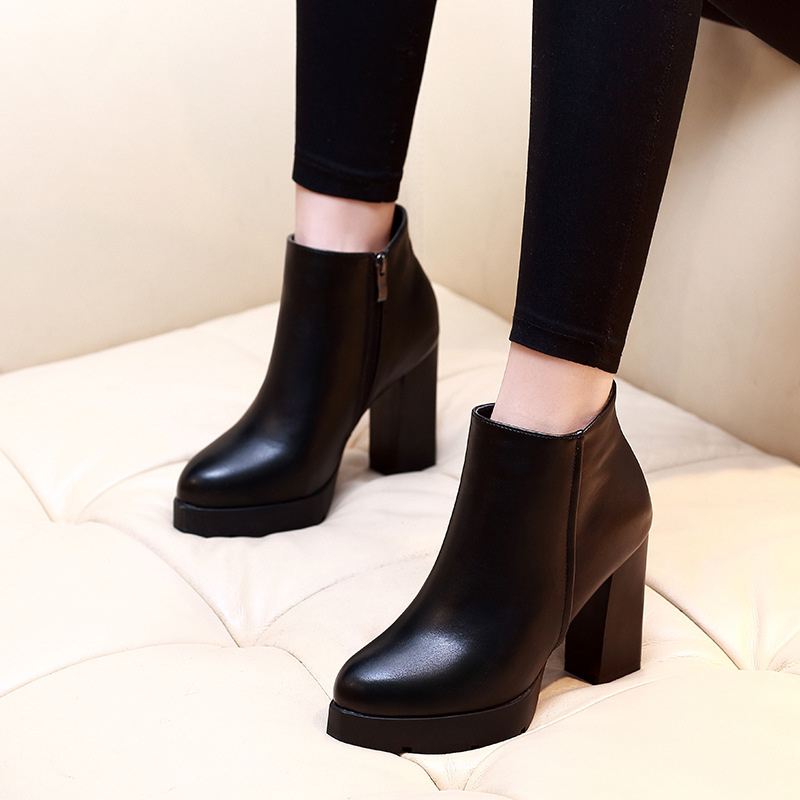 Boot trơn ĐƠN GIẢN gót vuông 10cm GBN07- có size 40