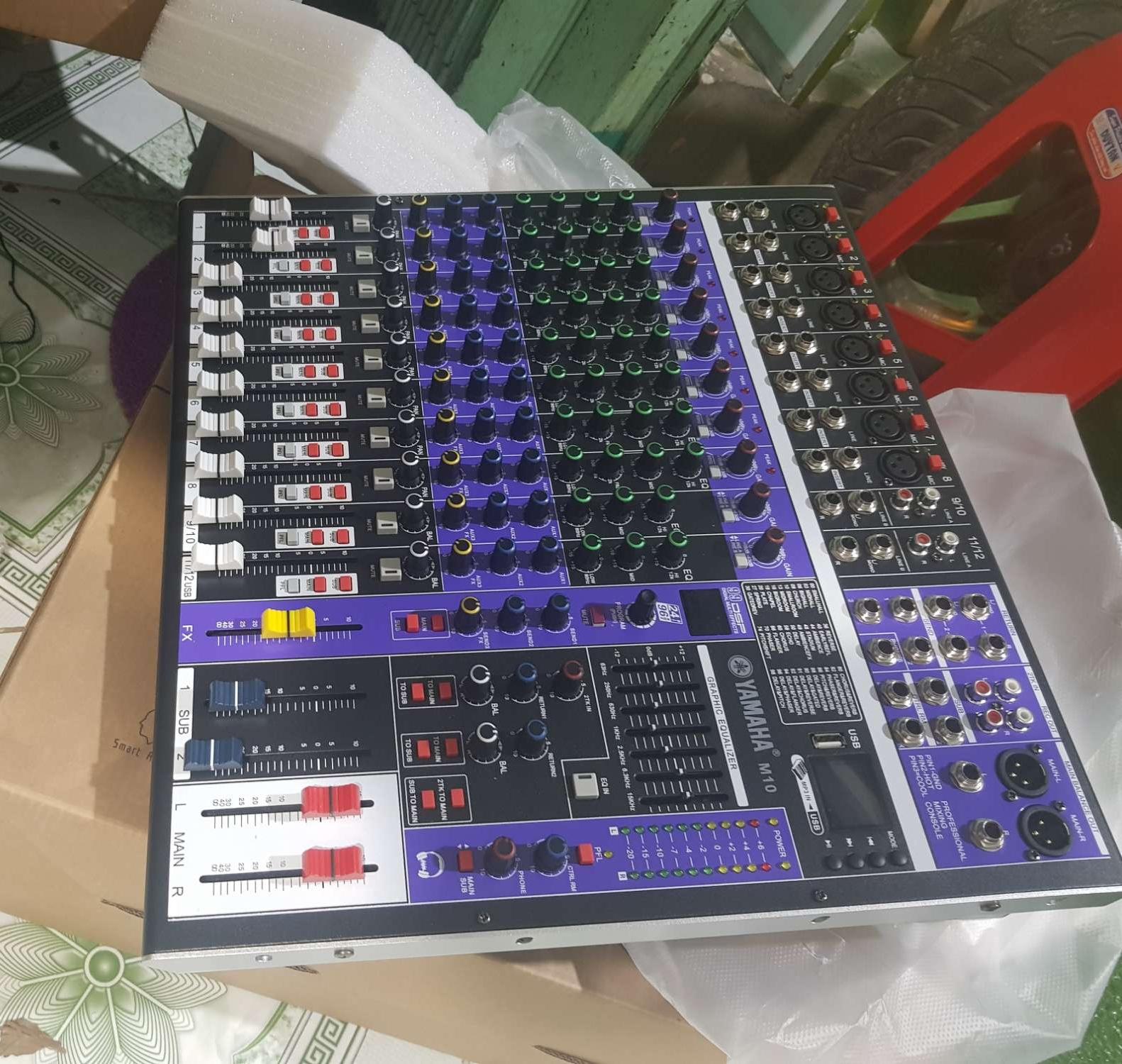 Mixer YAMAHA M10- 99 HIỆU ỨNG