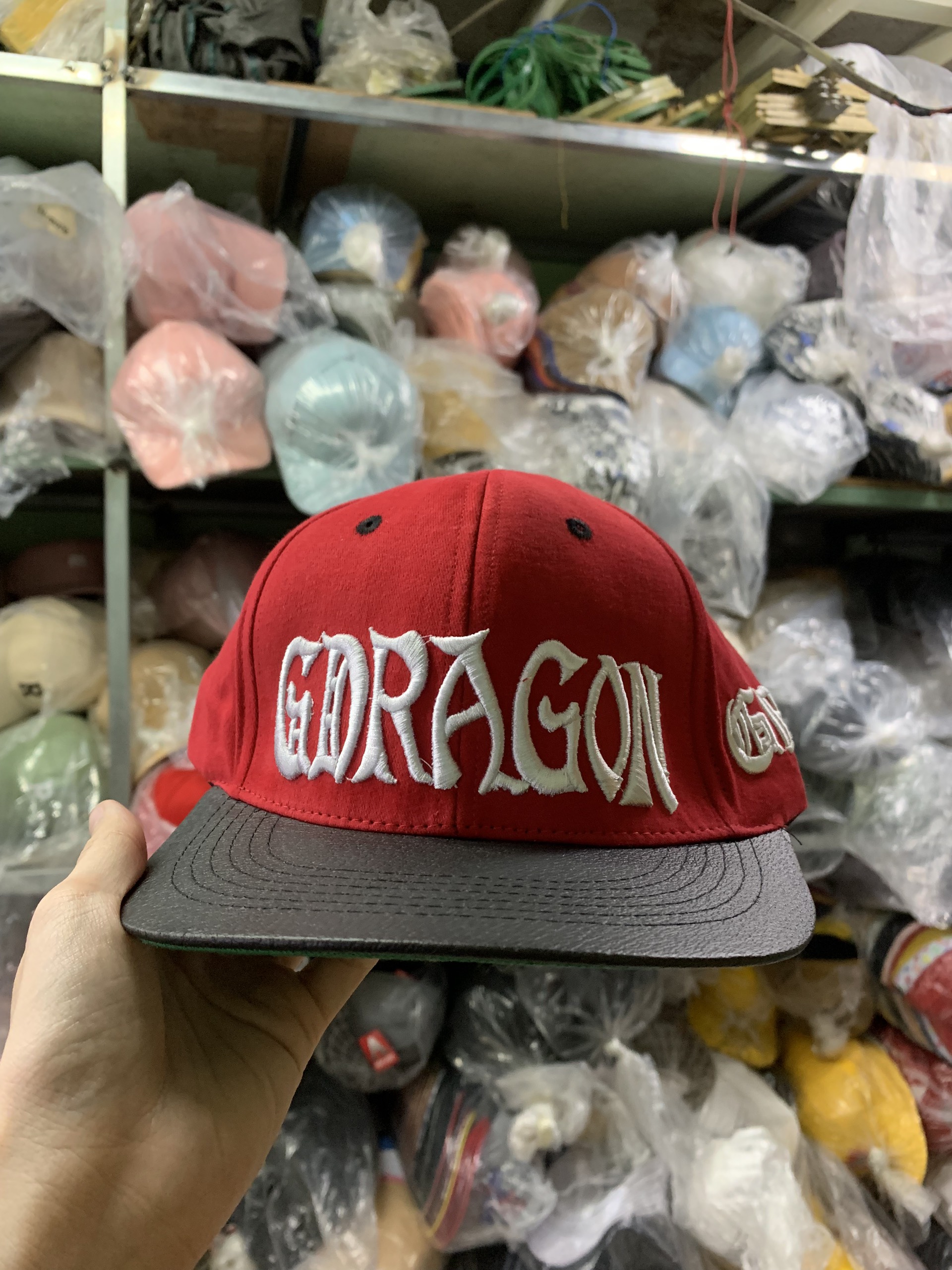 NÓN SNAPBACK G DRAGON SALE XẢ HÀNG