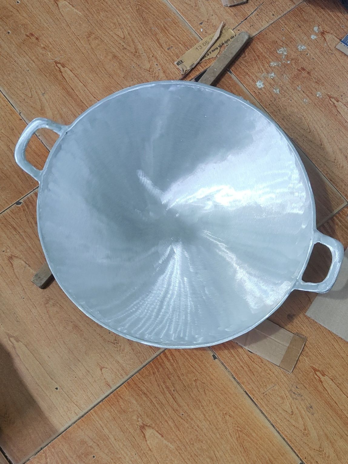Chảo gang đúc đã được mài bóng 47 CM (loại đá y sâu)