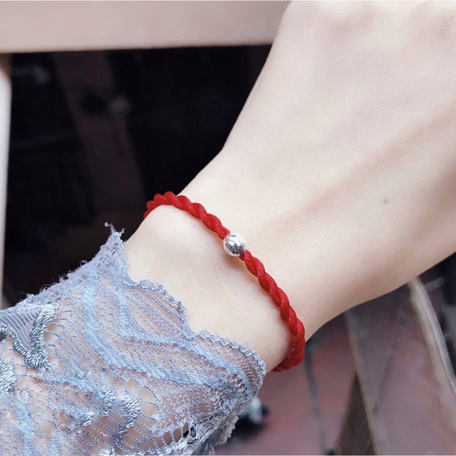 Lắc tay chỉ đỏ mix bi bạc may mắn chuẩn bạc ta