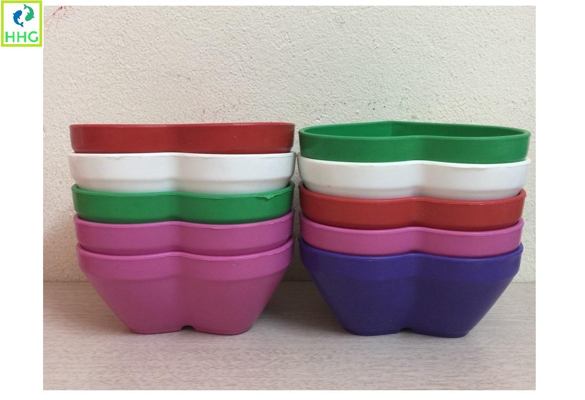 Combo 10 chậu nhựa trồng cây mini hình trái tim kích thước 14x12cm