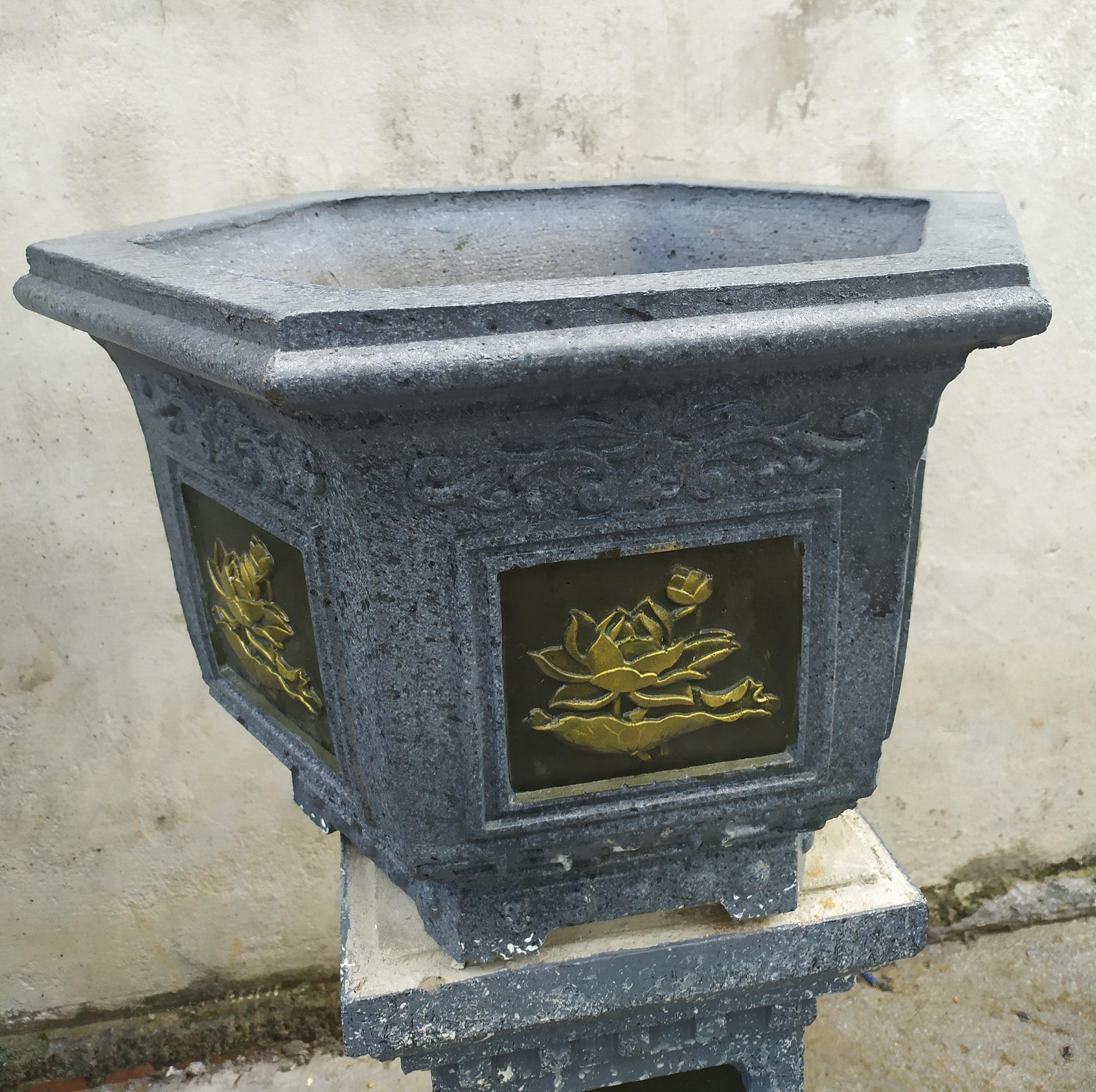 Khuôn chậu lục giác rộng 45cm