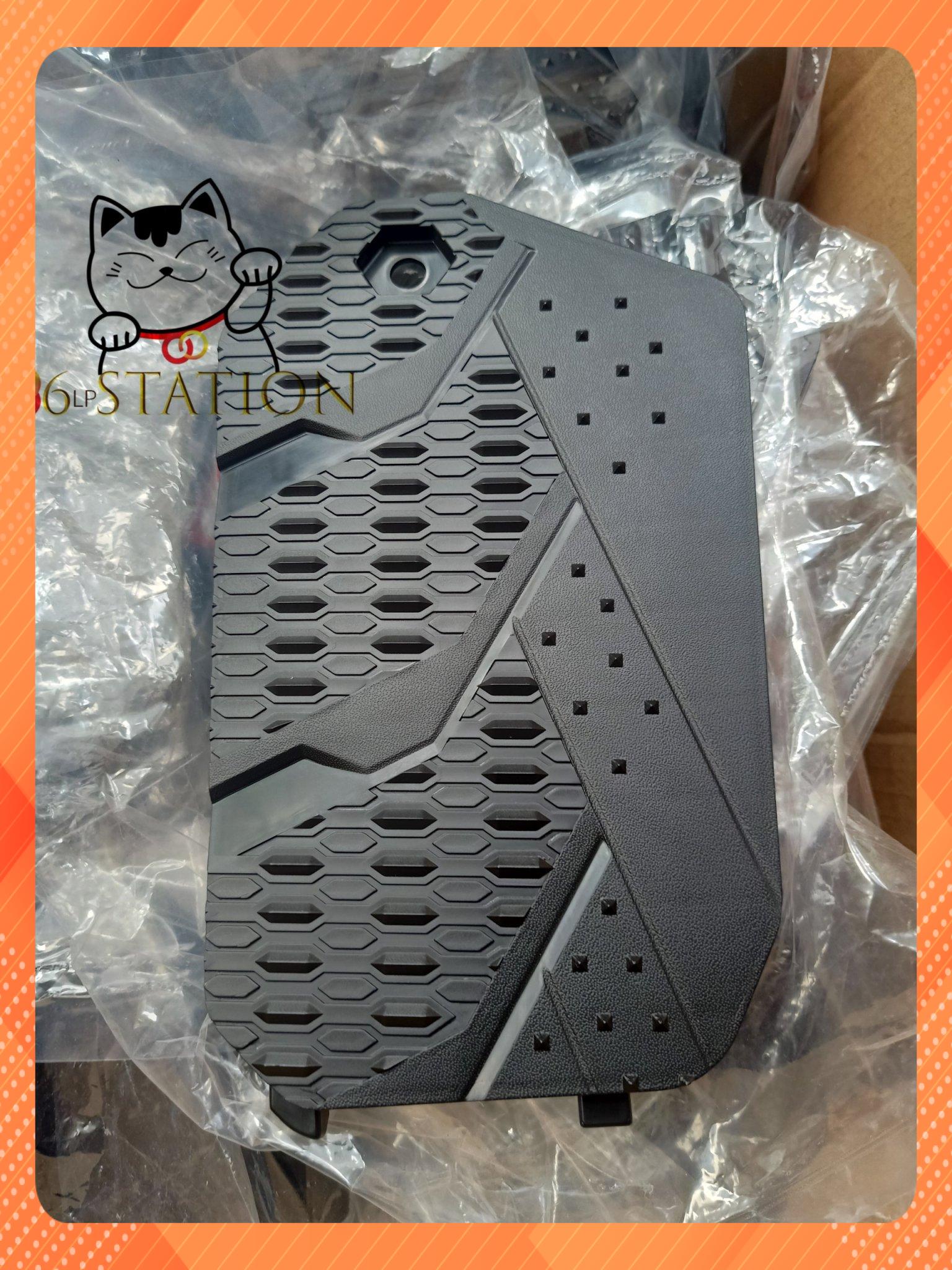 nắp sàn chân vario click 2017