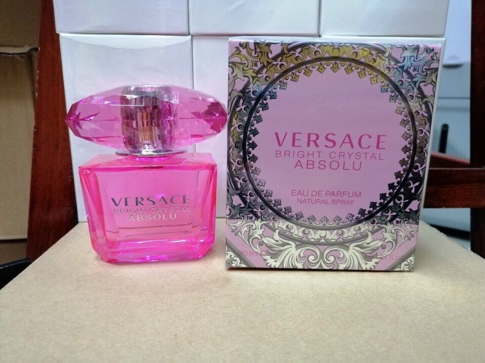 Nước Hoa Nữ VERSACE Bright Crystal EDT 90ml