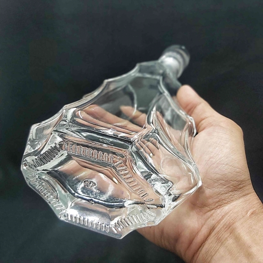 Glass bottle 500ML – PINE TREE shape – solid cap - 1 bottle (C13 pattern)