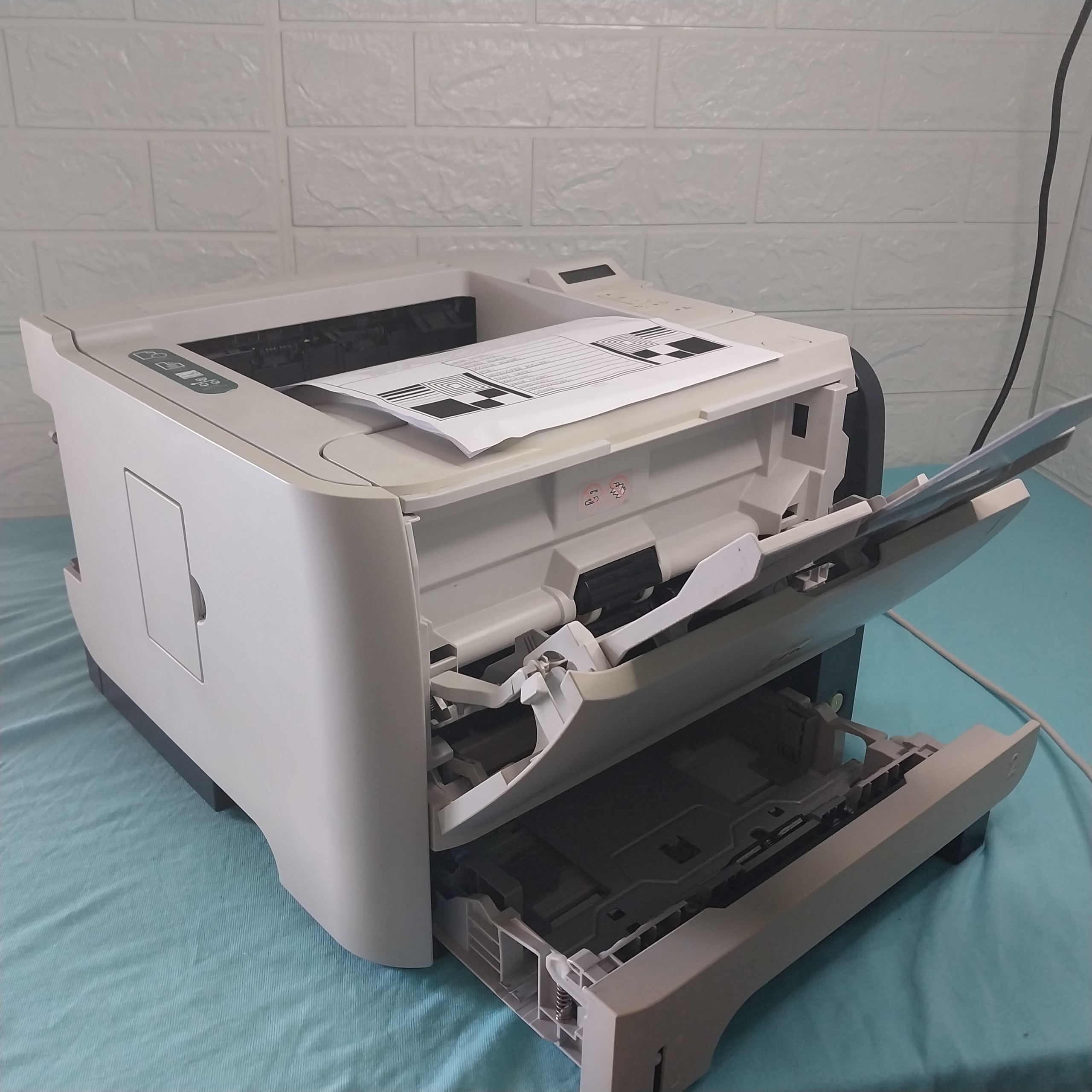 Máy in HP Laserjet  P2055dn