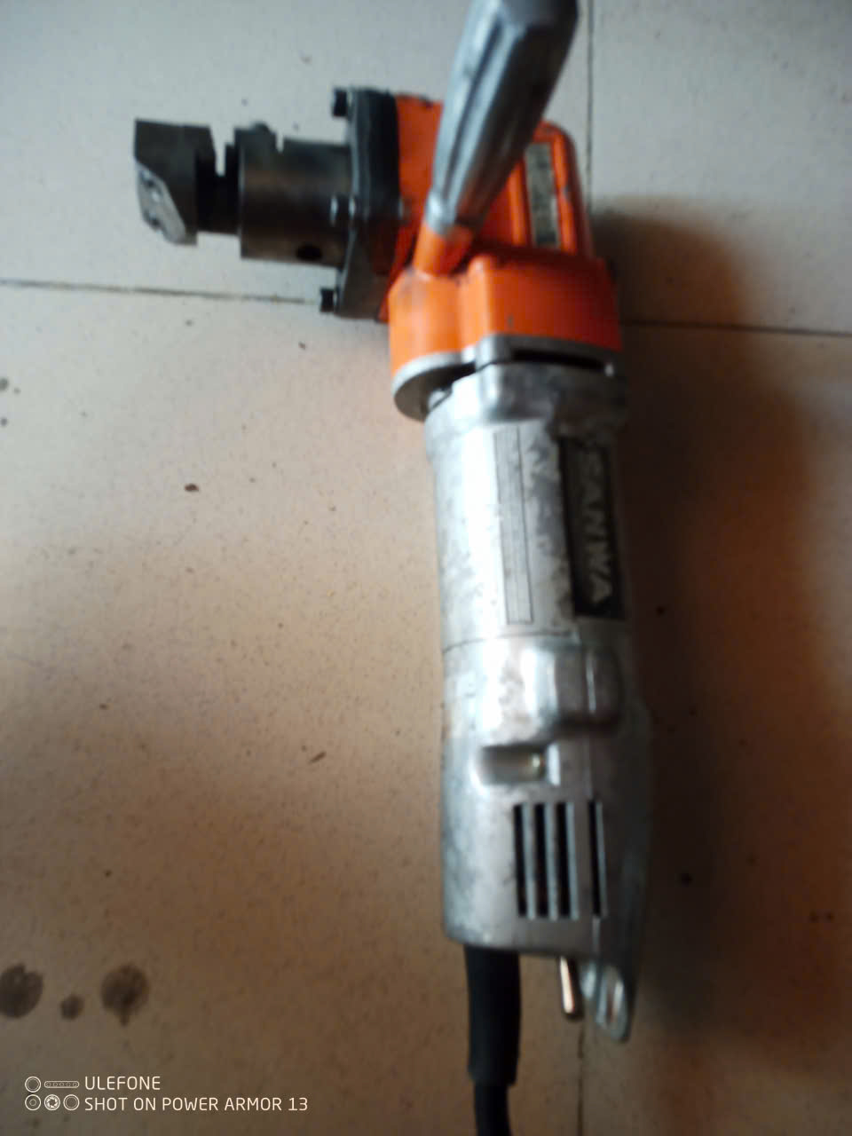 Máy cắt tôn 3.2mm hàng nhật bãi