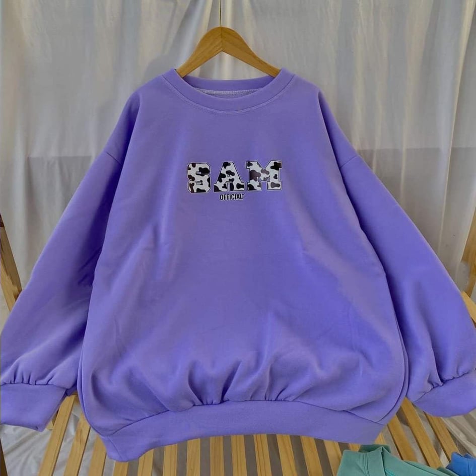 Laz áo sweater in chữ sam