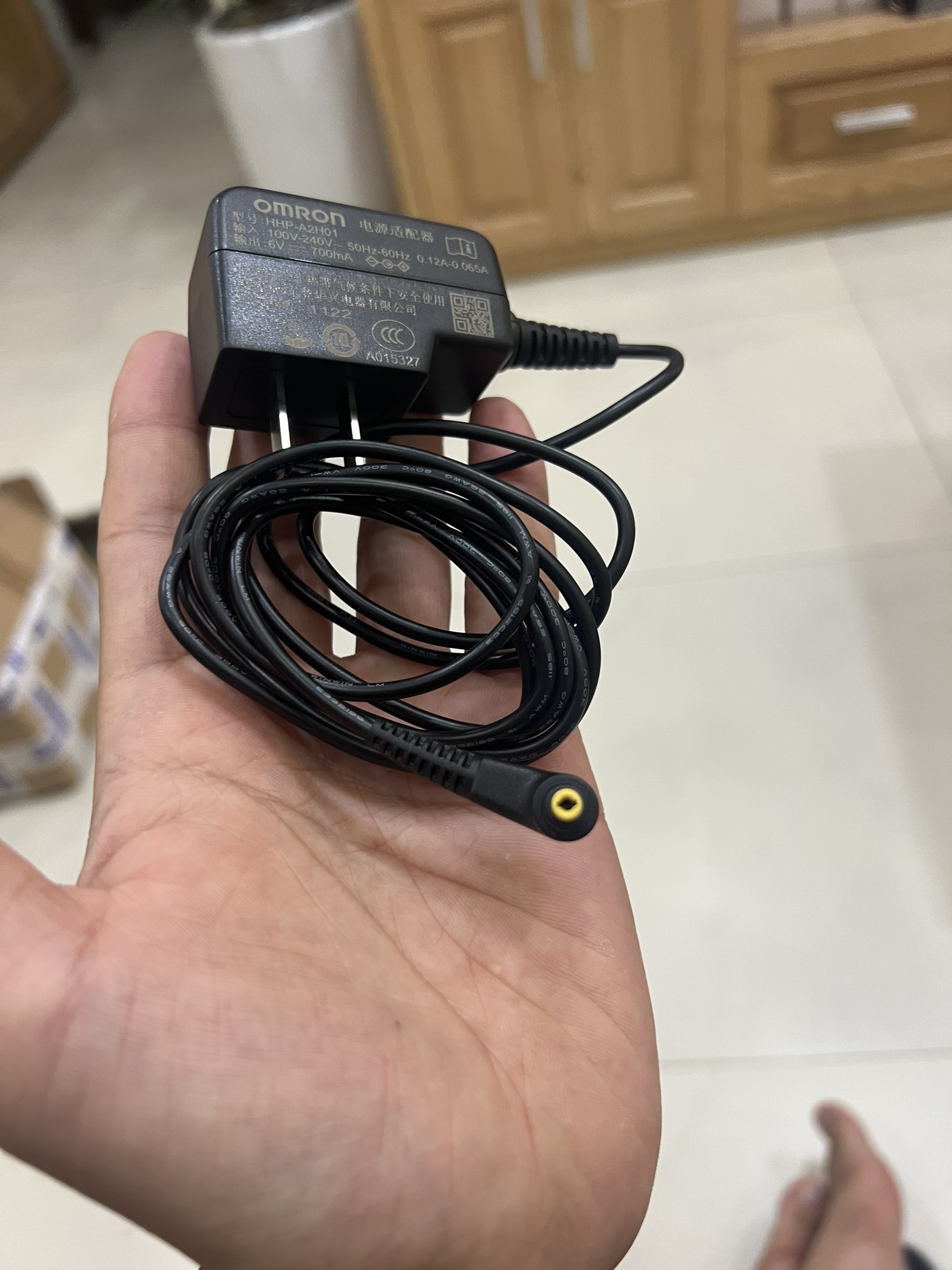 Bộ đổi nguồn cho máy đo huyết áp omron cao cấp