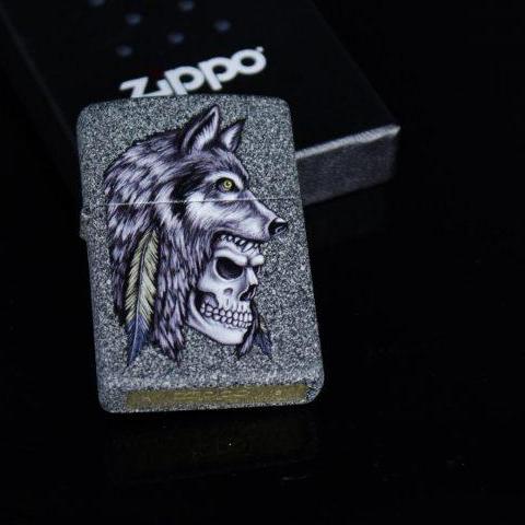 Zippo 29863 - Zippo Wolf Skull Feather Design Iron Stone