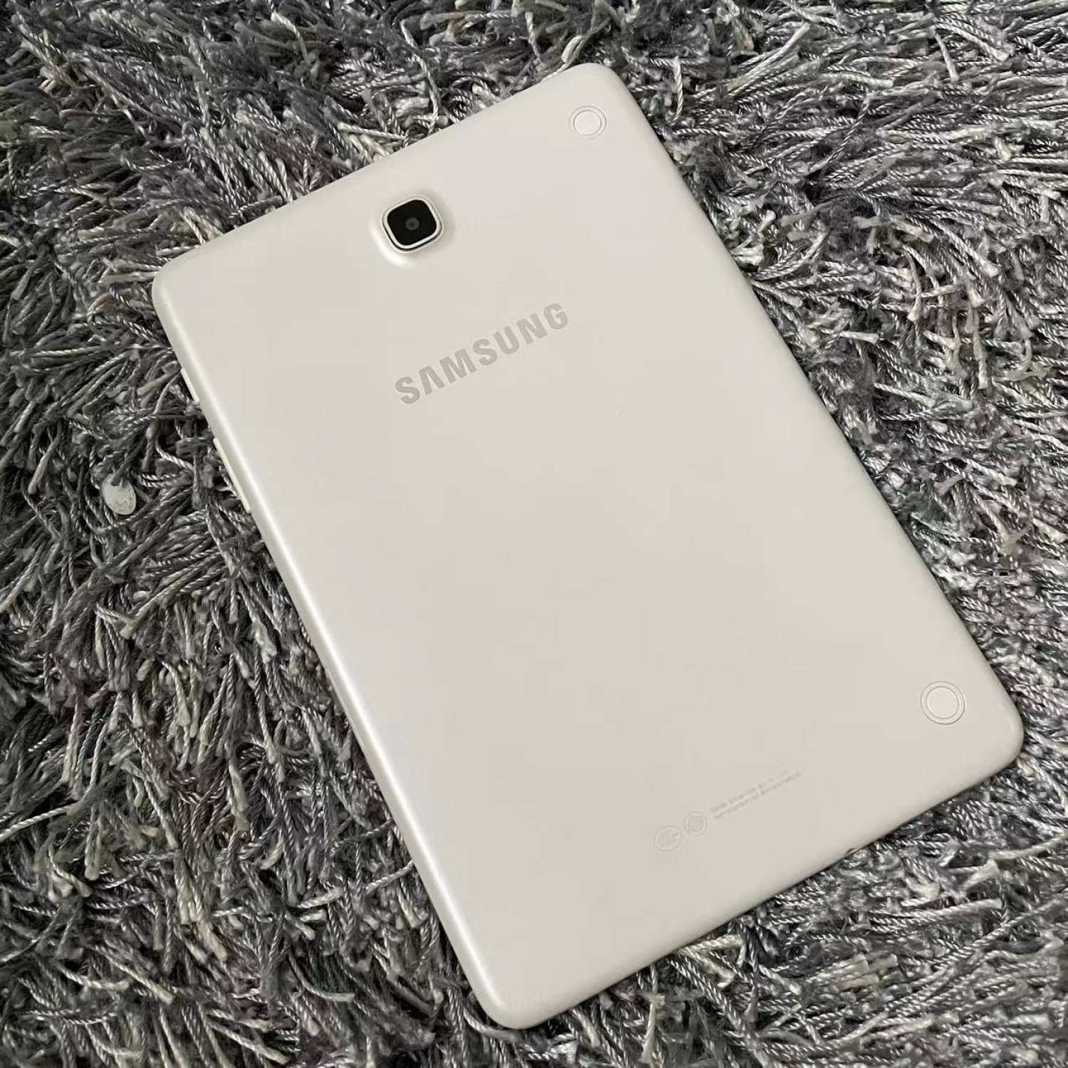 Máy tính bảng Samsung Galaxy Tab A 8.0 4g thoại