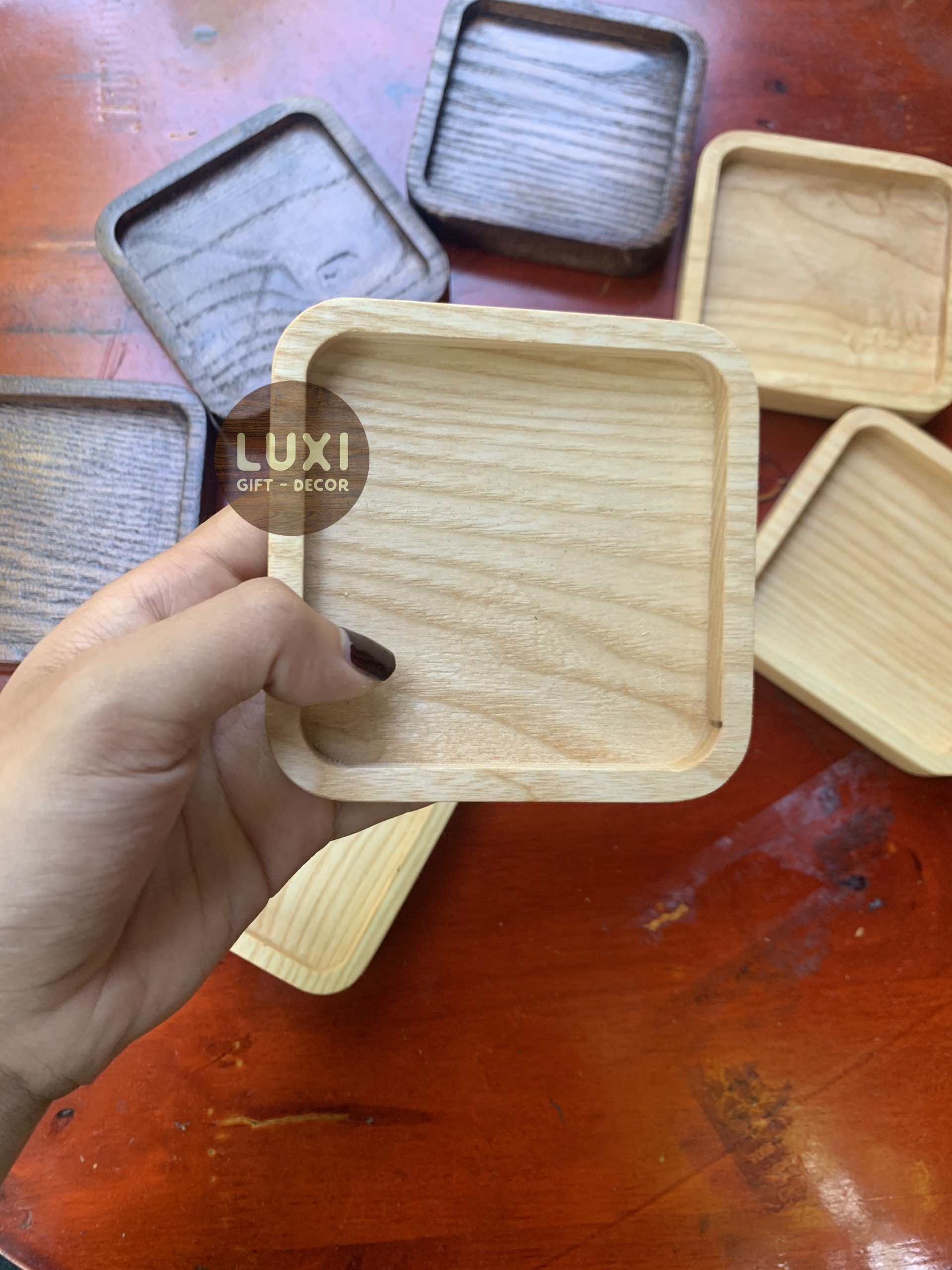 Lót ly gỗ / Khay gỗ để ly nước LUXI decor [FREE KHẮC LOGO]