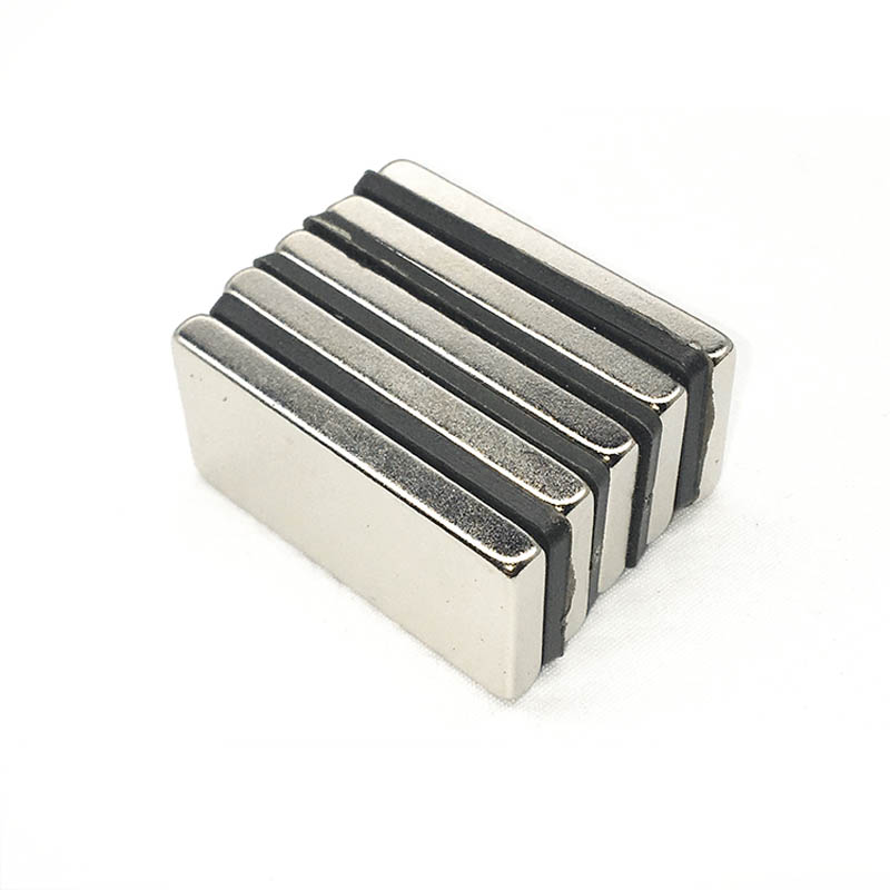 Nam châm đất hiếm 40x25x5mm từ tính mạnh