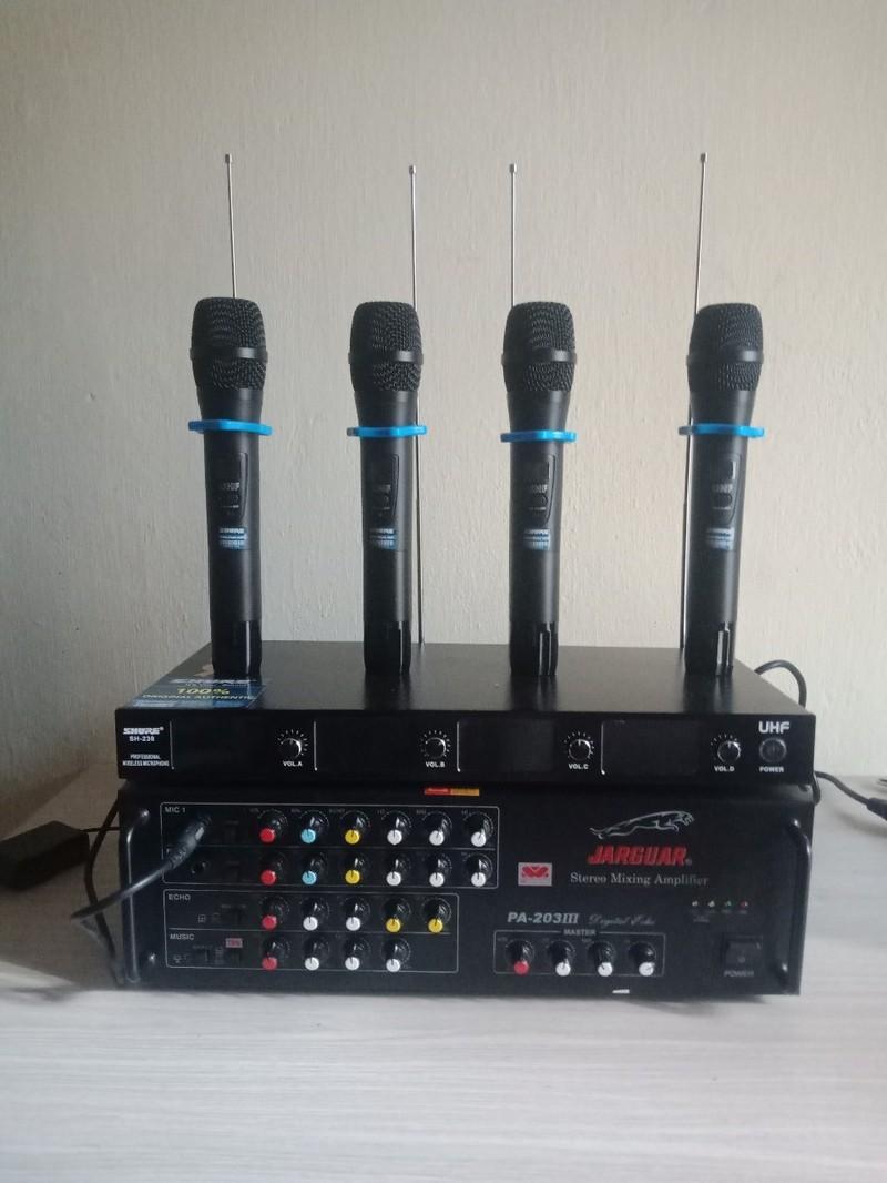 Micro khồng dây SH238-4 tay