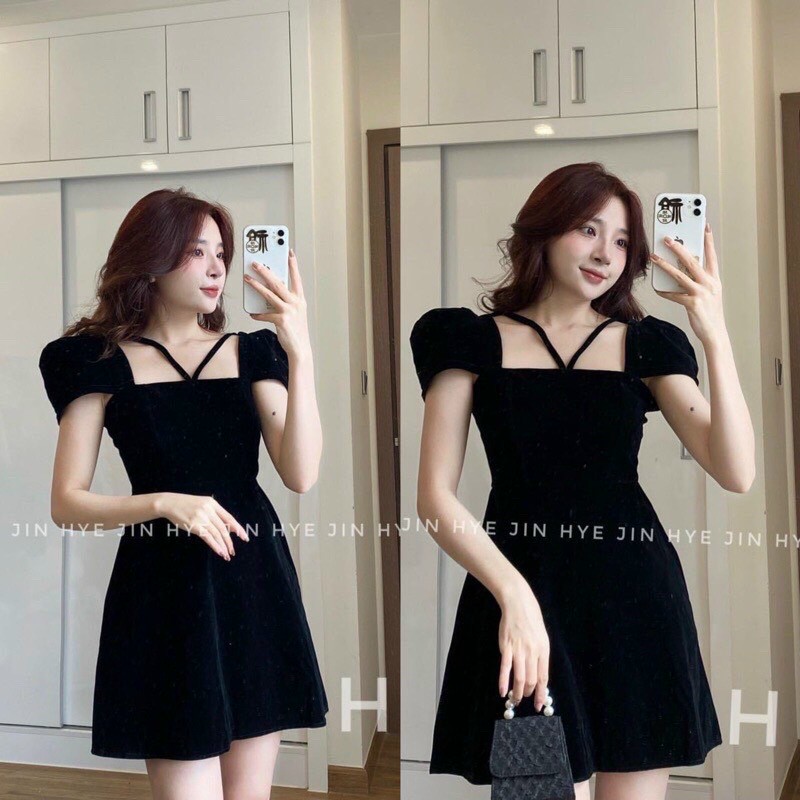 [Mẩu Mới] Đầm Nhung Cứng Cổ Vuông Tay Ngắn