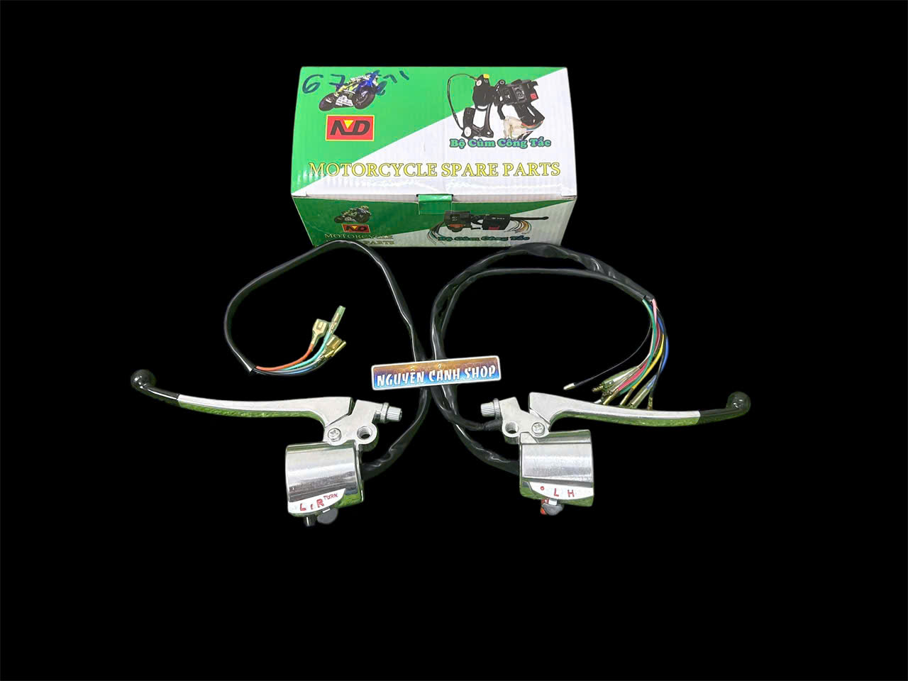 Cặp Cùm công tắc xe 67 có đề chất liệu nhôm cao cấp