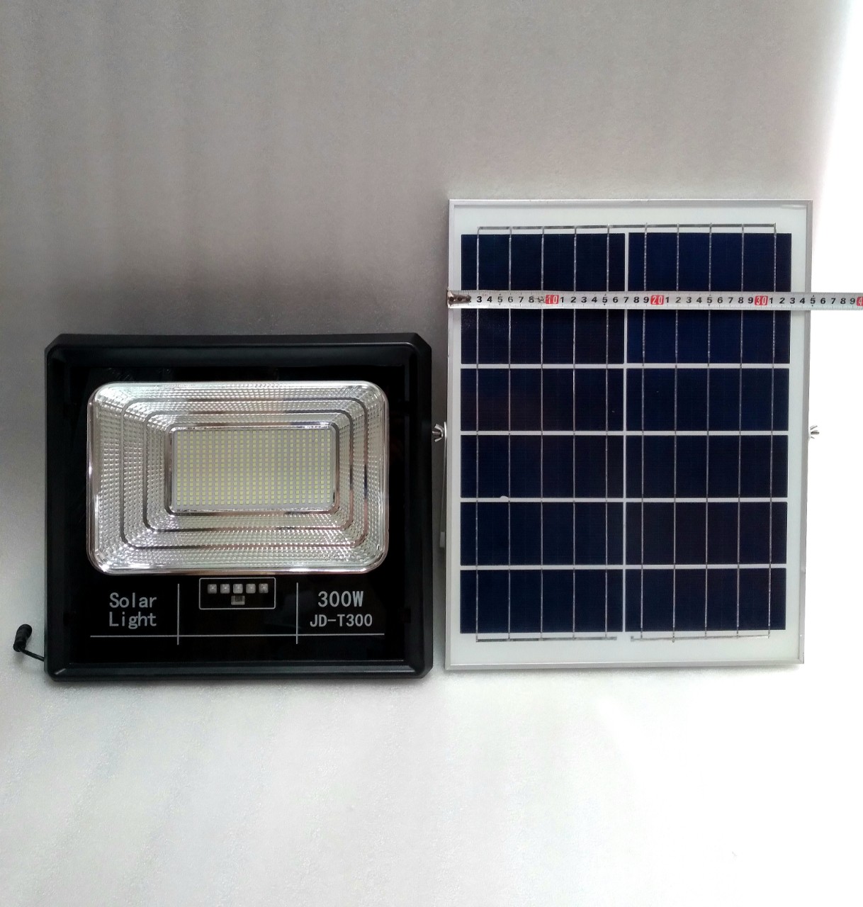 Đèn Pha Năng Lượng Mặt Trời Jindian JD T300 ( 300w )