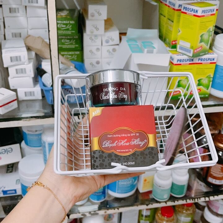Kem Dưỡng Da Bạch Hoa Hồng 15g -  Kiềm Dầu, Nhờn , Dưỡng Cho Làn Da Trắng Hồng
