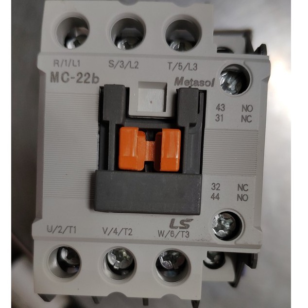 Khởi động từ MC 22A