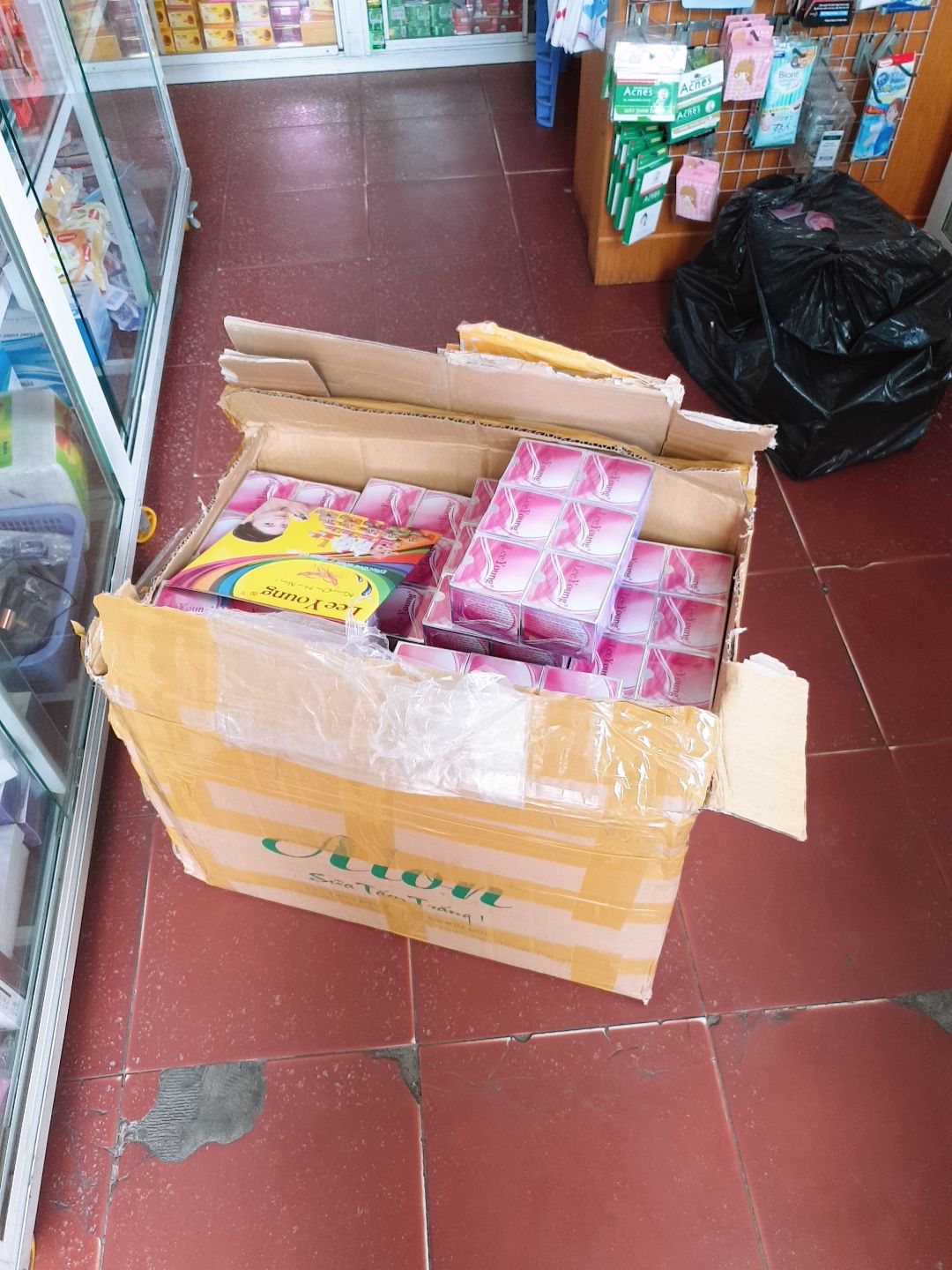 [HCM]kem lee young mụn thâm trắng da 7gr