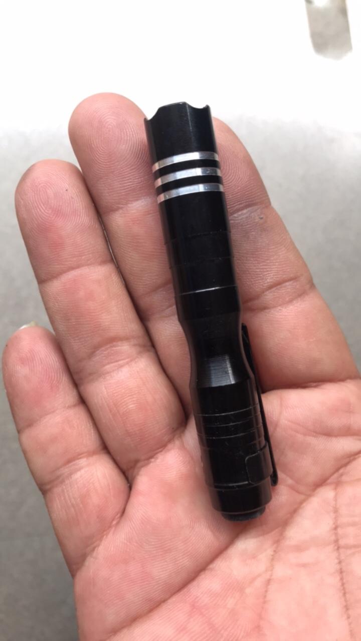 Đèn pin mini bỏ túi