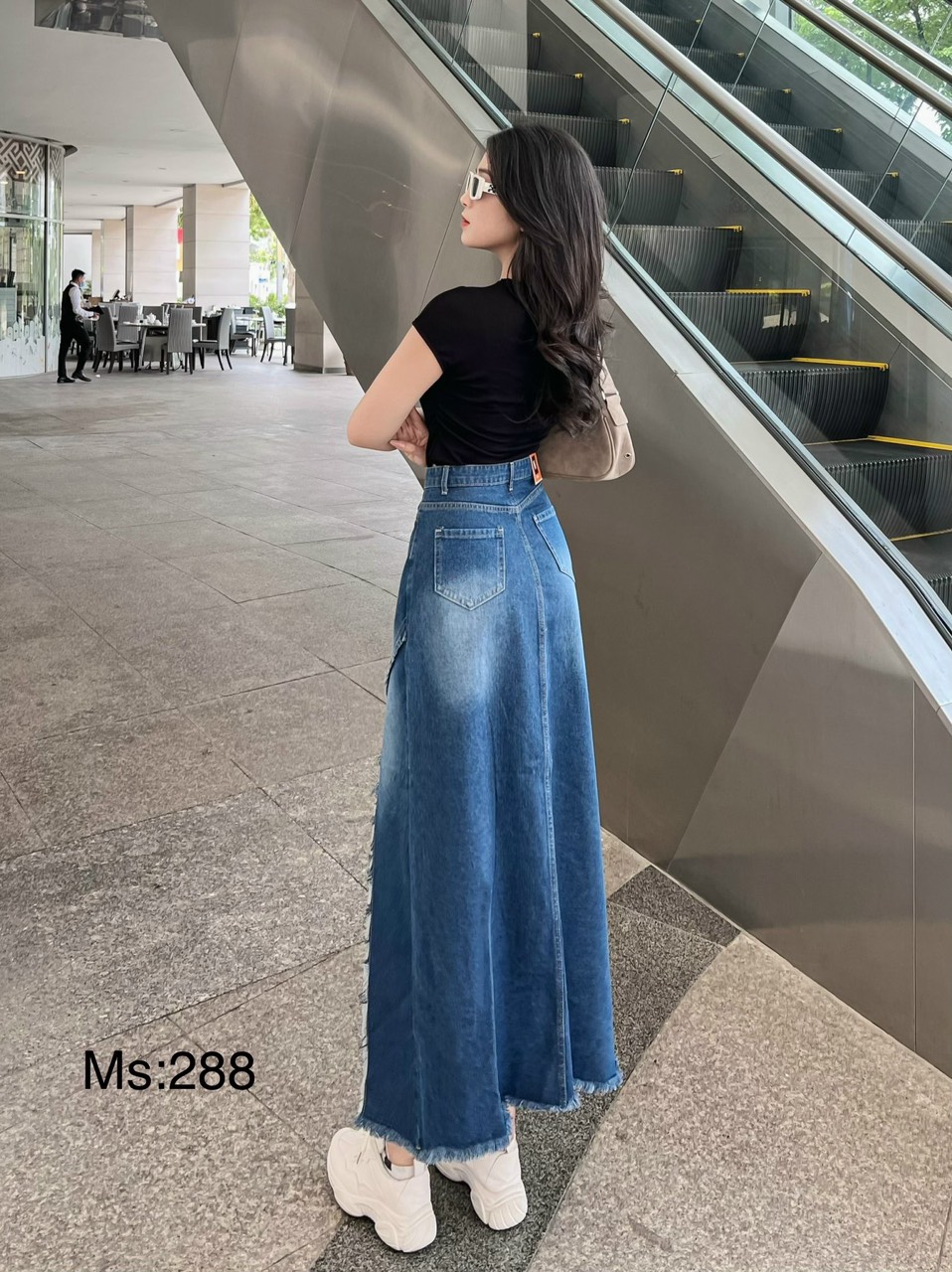 Chân váy jeans dài xẻ tà siêu xinh cw