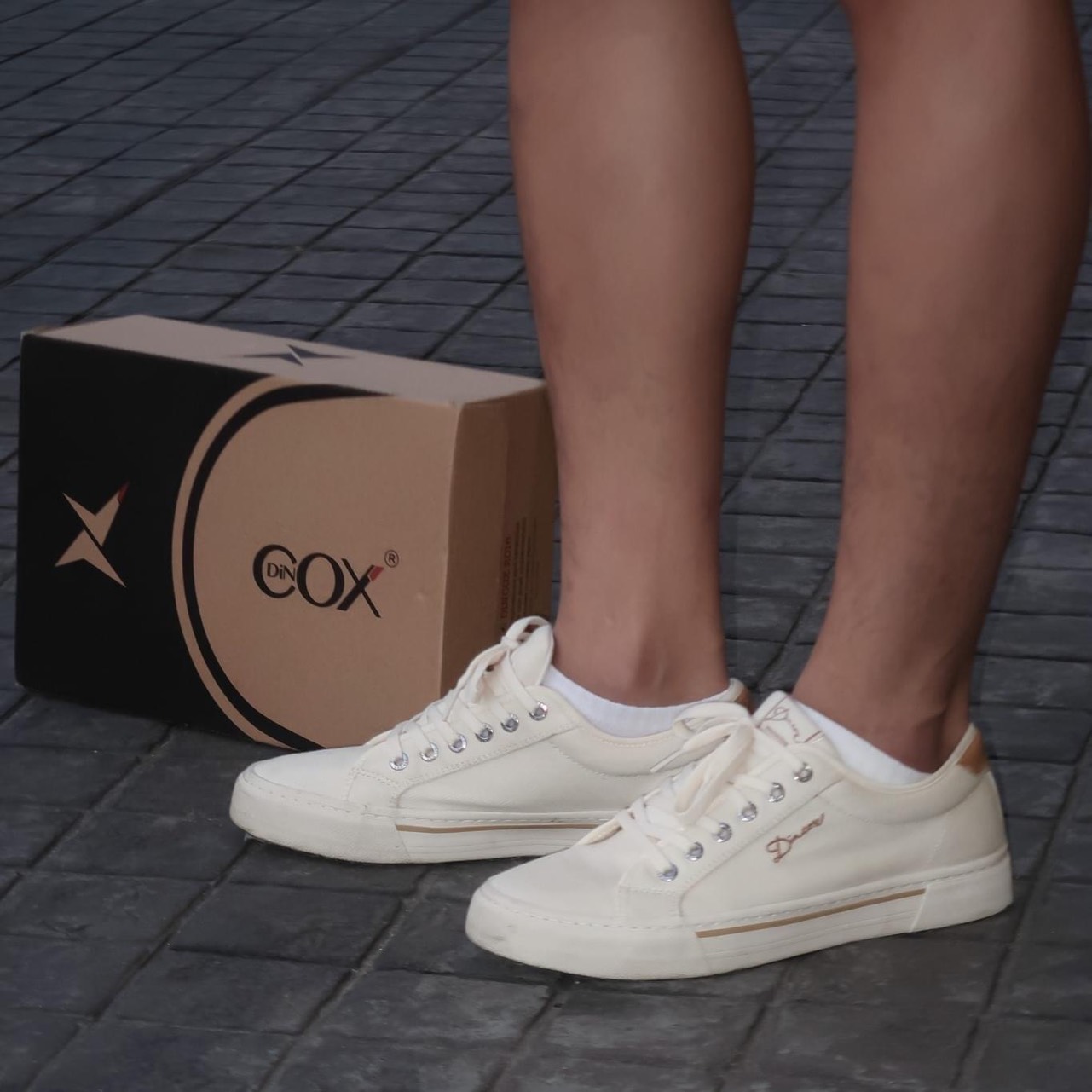Giày Sneaker Vải Canvas Nam Nữ E12 Cream Thời Trang Dincox