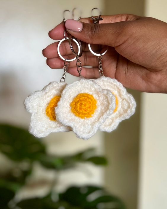 [FOLLOW SỐP TẶNG QUÀ]Móc khóa bằng len handmade giá rẻ